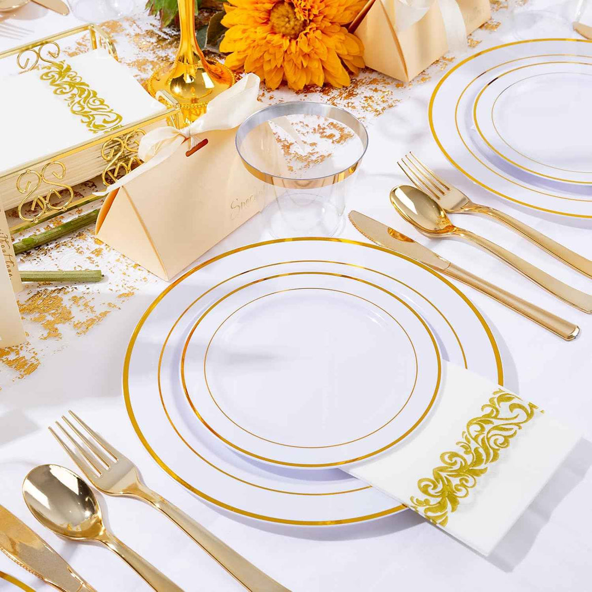 WELLIFE 700 Pieces Gold Plastic Dinnerware Set for 100 Guests - Includes Plates, Cups, Napkins, and Disposable Cutlery - Elegant White & Gold Design, Perfect for Parties and Events